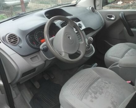 Сірий Рено Кєнгу, об'ємом двигуна 1.5 л та пробігом 3 тис. км за 7800 $, фото 5 на Automoto.ua
