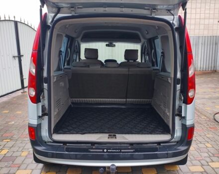 Серый Рено Кенгу, объемом двигателя 1.5 л и пробегом 260 тыс. км за 7300 $, фото 7 на Automoto.ua