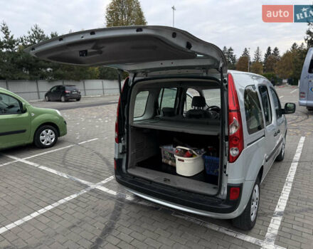 Серый Рено Кенгу, объемом двигателя 1.5 л и пробегом 230 тыс. км за 7600 $, фото 22 на Automoto.ua