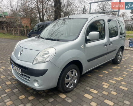 Серый Рено Кенгу, объемом двигателя 1.6 л и пробегом 220 тыс. км за 6950 $, фото 9 на Automoto.ua