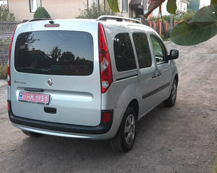 Серый Рено Кенгу, объемом двигателя 1.6 л и пробегом 190 тыс. км за 7750 $, фото 49 на Automoto.ua