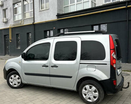 Серый Рено Кенгу, объемом двигателя 1.5 л и пробегом 275 тыс. км за 6700 $, фото 9 на Automoto.ua