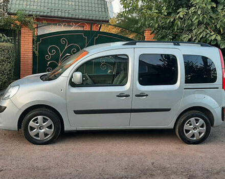 Сірий Рено Кєнгу, об'ємом двигуна 1.6 л та пробігом 190 тис. км за 7999 $, фото 3 на Automoto.ua