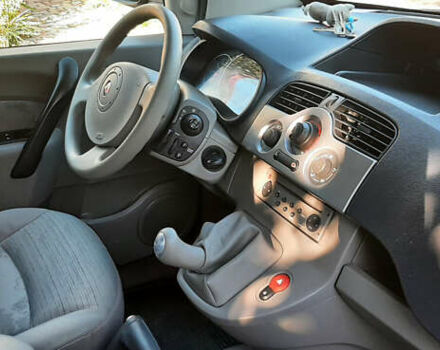 Сірий Рено Кєнгу, об'ємом двигуна 1.6 л та пробігом 190 тис. км за 7999 $, фото 31 на Automoto.ua