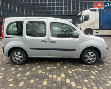 Серый Рено Кенгу, объемом двигателя 1.6 л и пробегом 220 тыс. км за 6950 $, фото 2 на Automoto.ua