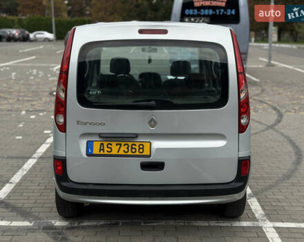 Серый Рено Кенгу, объемом двигателя 1.5 л и пробегом 230 тыс. км за 7600 $, фото 4 на Automoto.ua