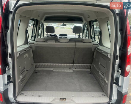 Серый Рено Кенгу, объемом двигателя 1.6 л и пробегом 220 тыс. км за 6950 $, фото 23 на Automoto.ua