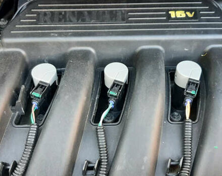 Сірий Рено Кєнгу, об'ємом двигуна 1.6 л та пробігом 190 тис. км за 7999 $, фото 46 на Automoto.ua