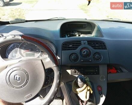 Серый Рено Кенгу, объемом двигателя 1.5 л и пробегом 227 тыс. км за 6400 $, фото 6 на Automoto.ua