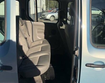 Серый Рено Кенгу, объемом двигателя 1.5 л и пробегом 300 тыс. км за 7650 $, фото 2 на Automoto.ua