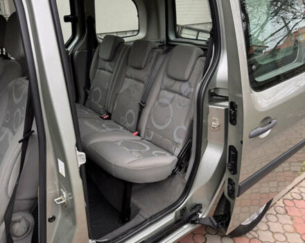 Серый Рено Кенгу, объемом двигателя 1.46 л и пробегом 137 тыс. км за 7500 $, фото 17 на Automoto.ua