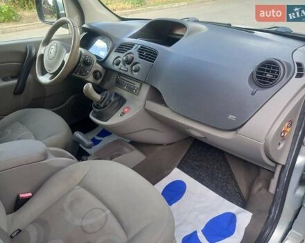 Сірий Рено Кєнгу, об'ємом двигуна 1.5 л та пробігом 227 тис. км за 7850 $, фото 17 на Automoto.ua