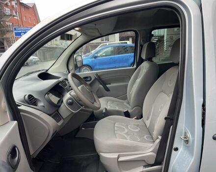 Сірий Рено Кєнгу, об'ємом двигуна 1.5 л та пробігом 243 тис. км за 7700 $, фото 4 на Automoto.ua