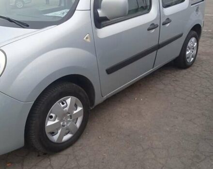 Серый Рено Кенгу, объемом двигателя 1.5 л и пробегом 223 тыс. км за 7500 $, фото 1 на Automoto.ua