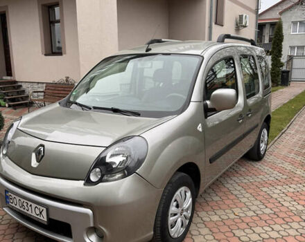 Серый Рено Кенгу, объемом двигателя 1.46 л и пробегом 137 тыс. км за 7500 $, фото 15 на Automoto.ua