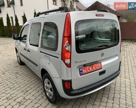 Рено Кєнгу 2010 у Івано-Франківську на Automoto.ua Сірий Рено Кєнгу, об'ємом двигуна 1.6 л та пробігом 220 тис. км за 7700 $, фото 8 на Automoto.ua