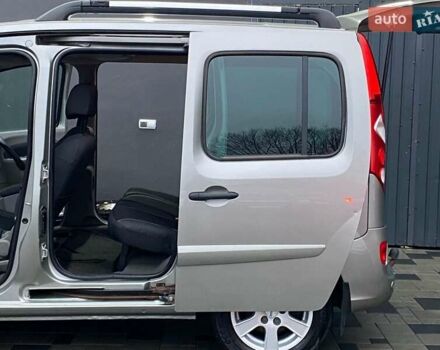 Серый Рено Кенгу, объемом двигателя 1.46 л и пробегом 231 тыс. км за 8200 $, фото 9 на Automoto.ua