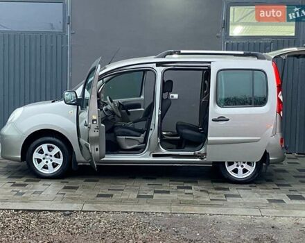 Серый Рено Кенгу, объемом двигателя 1.46 л и пробегом 231 тыс. км за 8200 $, фото 8 на Automoto.ua