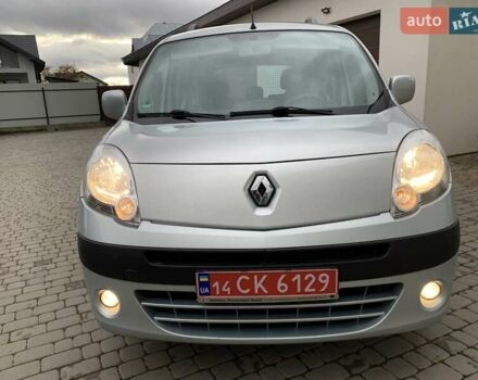 Рено Кєнгу 2010 у Івано-Франківську на Automoto.ua Сірий Рено Кєнгу, об'ємом двигуна 1.6 л та пробігом 220 тис. км за 7700 $, фото 14 на Automoto.ua