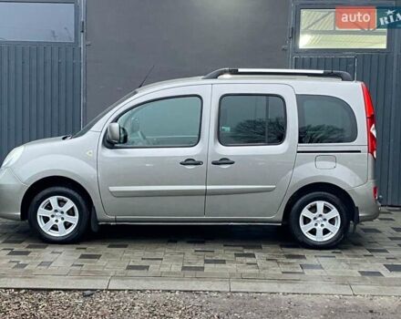 Серый Рено Кенгу, объемом двигателя 1.46 л и пробегом 231 тыс. км за 8200 $, фото 6 на Automoto.ua