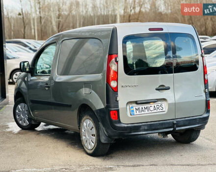 Сірий Рено Кєнгу, об'ємом двигуна 1.5 л та пробігом 302 тис. км за 5800 $, фото 8 на Automoto.ua