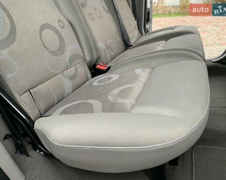 Рено Кєнгу 2010 у Івано-Франківську на Automoto.ua Сірий Рено Кєнгу, об'ємом двигуна 1.6 л та пробігом 220 тис. км за 7700 $, фото 57 на Automoto.ua