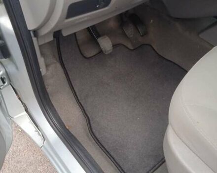 Серый Рено Кенгу, объемом двигателя 1.5 л и пробегом 223 тыс. км за 7500 $, фото 13 на Automoto.ua