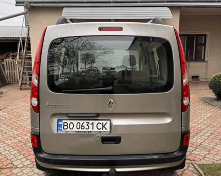 Серый Рено Кенгу, объемом двигателя 1.46 л и пробегом 137 тыс. км за 7500 $, фото 6 на Automoto.ua