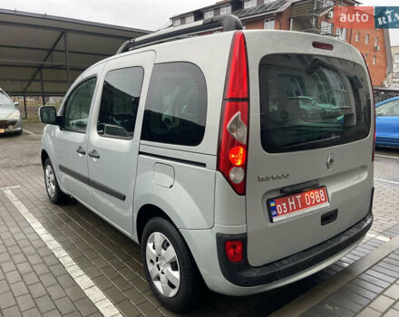 Сірий Рено Кєнгу, об'ємом двигуна 1.5 л та пробігом 243 тис. км за 7700 $, фото 4 на Automoto.ua