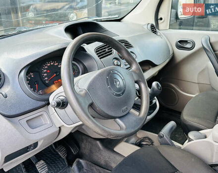 Сірий Рено Кєнгу, об'ємом двигуна 1.5 л та пробігом 302 тис. км за 5800 $, фото 11 на Automoto.ua