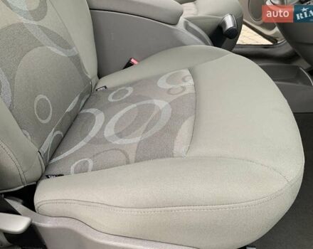 Рено Кєнгу 2010 у Івано-Франківську на Automoto.ua Сірий Рено Кєнгу, об'ємом двигуна 1.6 л та пробігом 220 тис. км за 7700 $, фото 54 на Automoto.ua