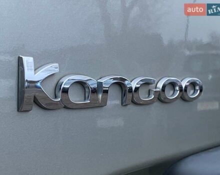 Серый Рено Кенгу, объемом двигателя 1.46 л и пробегом 231 тыс. км за 8200 $, фото 18 на Automoto.ua