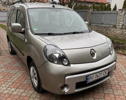 Серый Рено Кенгу, объемом двигателя 1.46 л и пробегом 137 тыс. км за 7500 $, фото 5 на Automoto.ua