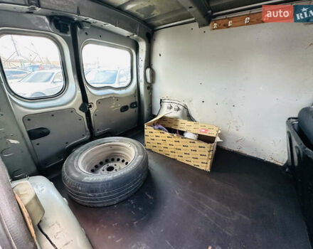 Сірий Рено Кєнгу, об'ємом двигуна 1.5 л та пробігом 302 тис. км за 5800 $, фото 17 на Automoto.ua