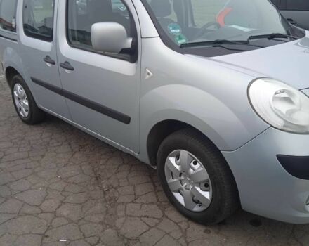 Сірий Рено Кєнгу, об'ємом двигуна 1.5 л та пробігом 223 тис. км за 7500 $, фото 1 на Automoto.ua