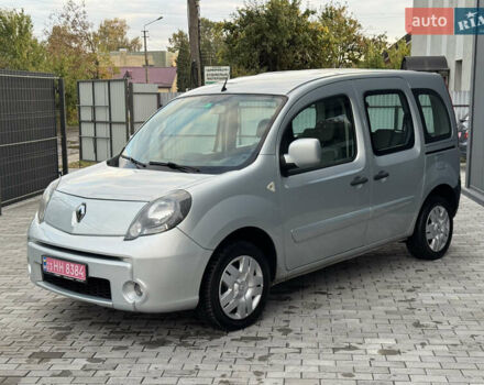 Рено Кенгу 2010 в Ровно на Automoto.ua Серый Рено Кенгу, объемом двигателя 1.5 л и пробегом 220 тыс. км за 8499 $, фото 13 на Automoto.ua