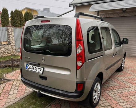 Серый Рено Кенгу, объемом двигателя 1.46 л и пробегом 137 тыс. км за 7500 $, фото 2 на Automoto.ua