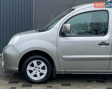 Серый Рено Кенгу, объемом двигателя 1.46 л и пробегом 231 тыс. км за 8200 $, фото 17 на Automoto.ua