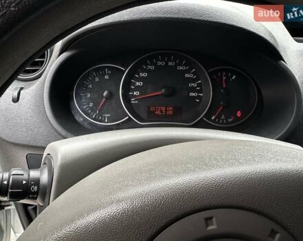 Рено Кенгу 2010 в Красноград на Automoto.ua Серый Рено Кенгу, объемом двигателя 1.5 л и пробегом 217 тыс. км за 6400 $, фото 7 на Automoto.ua