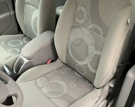 Рено Кєнгу 2010 у Івано-Франківську на Automoto.ua Сірий Рено Кєнгу, об'ємом двигуна 1.6 л та пробігом 220 тис. км за 7700 $, фото 45 на Automoto.ua