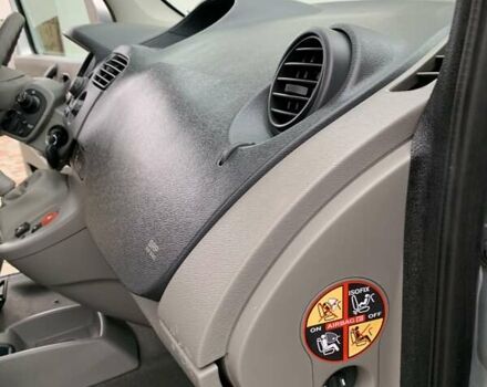 Рено Кєнгу 2010 у Івано-Франківську на Automoto.ua Сірий Рено Кєнгу, об'ємом двигуна 1.6 л та пробігом 220 тис. км за 7700 $, фото 52 на Automoto.ua