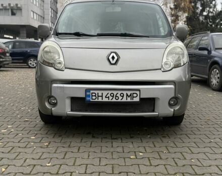 Серый Рено Кенгу, объемом двигателя 1.5 л и пробегом 233 тыс. км за 7400 $, фото 1 на Automoto.ua