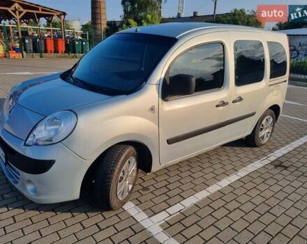 Рено Кенгу 2011 в Луцке на Automoto.ua Серый Рено Кенгу, объемом двигателя 1.46 л и пробегом 190 тыс. км за 7500 $, фото 10 на Automoto.ua