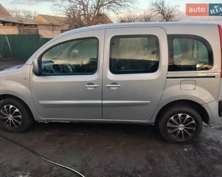 Серый Рено Кенгу, объемом двигателя 1.46 л и пробегом 295 тыс. км за 6300 $, фото 2 на Automoto.ua