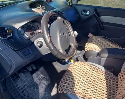 Серый Рено Кенгу, объемом двигателя 1.5 л и пробегом 230 тыс. км за 7500 $, фото 4 на Automoto.ua