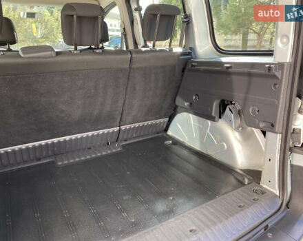 Рено Кєнгу 2011 у Івано-Франківську на Automoto.ua Сірий Рено Кєнгу, об'ємом двигуна 1.46 л та пробігом 250 тис. км за 7999 $, фото 53 на Automoto.ua