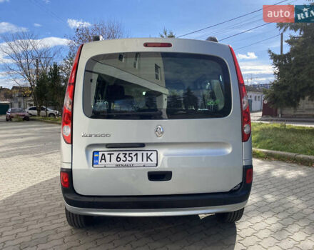 Рено Кєнгу 2011 у Івано-Франківську на Automoto.ua Сірий Рено Кєнгу, об'ємом двигуна 1.46 л та пробігом 250 тис. км за 7999 $, фото 16 на Automoto.ua