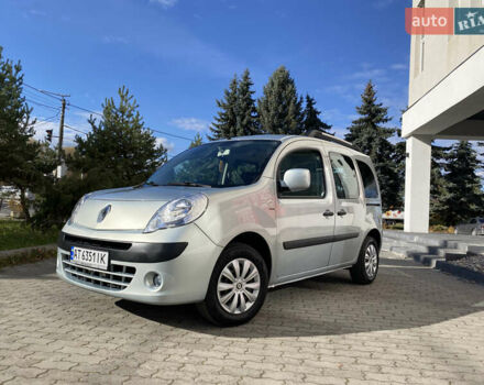 Рено Кєнгу 2011 у Івано-Франківську на Automoto.ua Сірий Рено Кєнгу, об'ємом двигуна 1.46 л та пробігом 250 тис. км за 7999 $, фото 66 на Automoto.ua