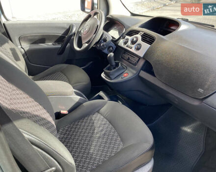 Рено Кєнгу 2011 у Івано-Франківську на Automoto.ua Сірий Рено Кєнгу, об'ємом двигуна 1.46 л та пробігом 250 тис. км за 7999 $, фото 30 на Automoto.ua