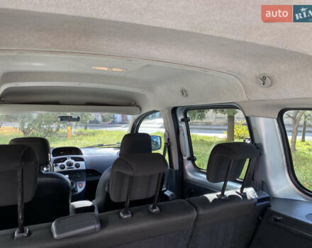 Рено Кєнгу 2011 у Івано-Франківську на Automoto.ua Сірий Рено Кєнгу, об'ємом двигуна 1.46 л та пробігом 250 тис. км за 7999 $, фото 57 на Automoto.ua